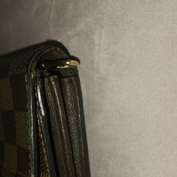 Louis Vuitton Damier Porte Feuille Sarah Long Bifold Wallet - Picture 11 of 14